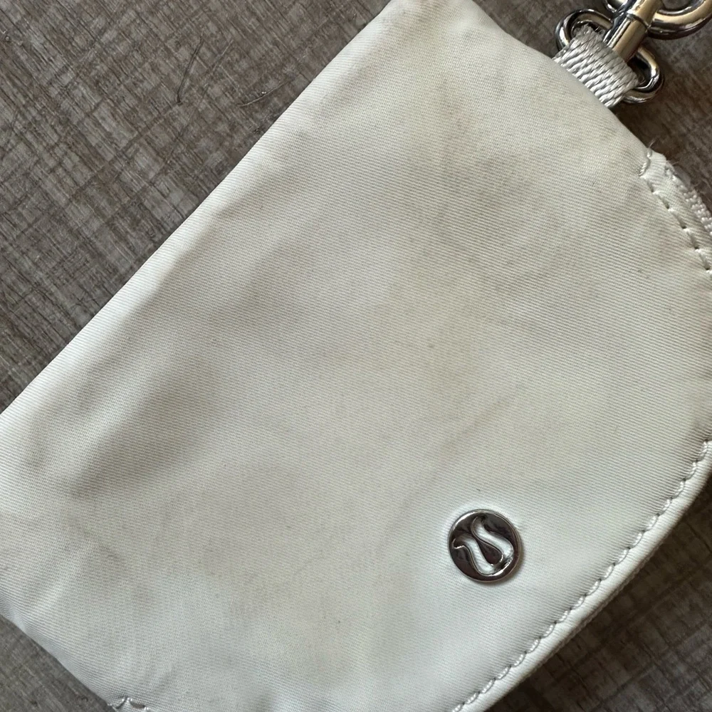 lululemon Pink and White Wristlet - Picture 3 of 8